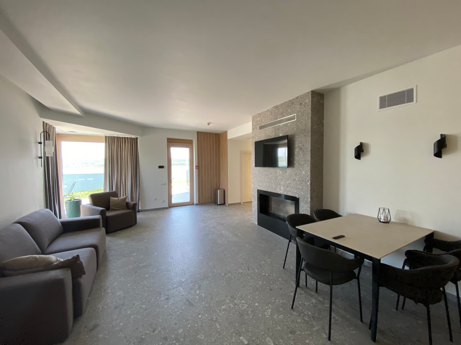 Image 15 Plein Air Residence & Resort gallery